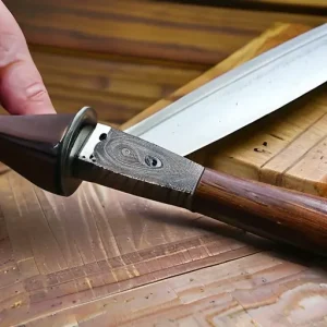 Реставрация старинного скобеля для снятия коры: заточка и новые ручки